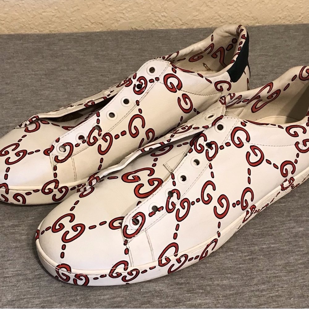 Gucci Sneakers - Ace GG Chain Print